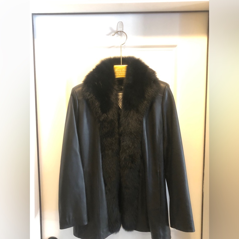 Women’s Marvin Richard’s coat